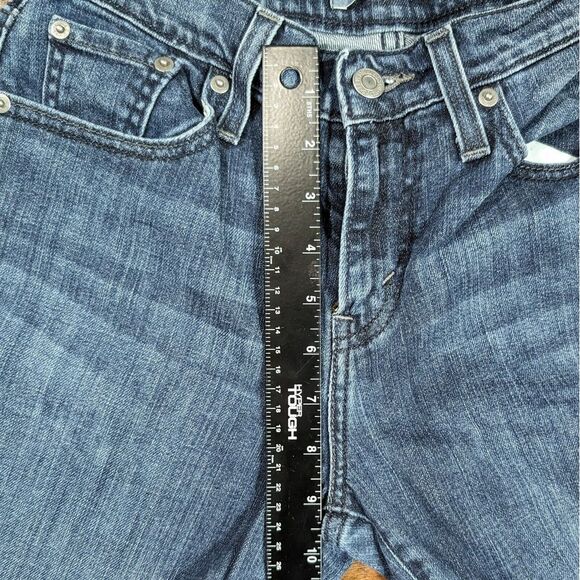 Levis 505 Straight Leg Jeans Size 4 (28X28.5) Womens Stretch Medium Blue Wash - Picture 6 of 14